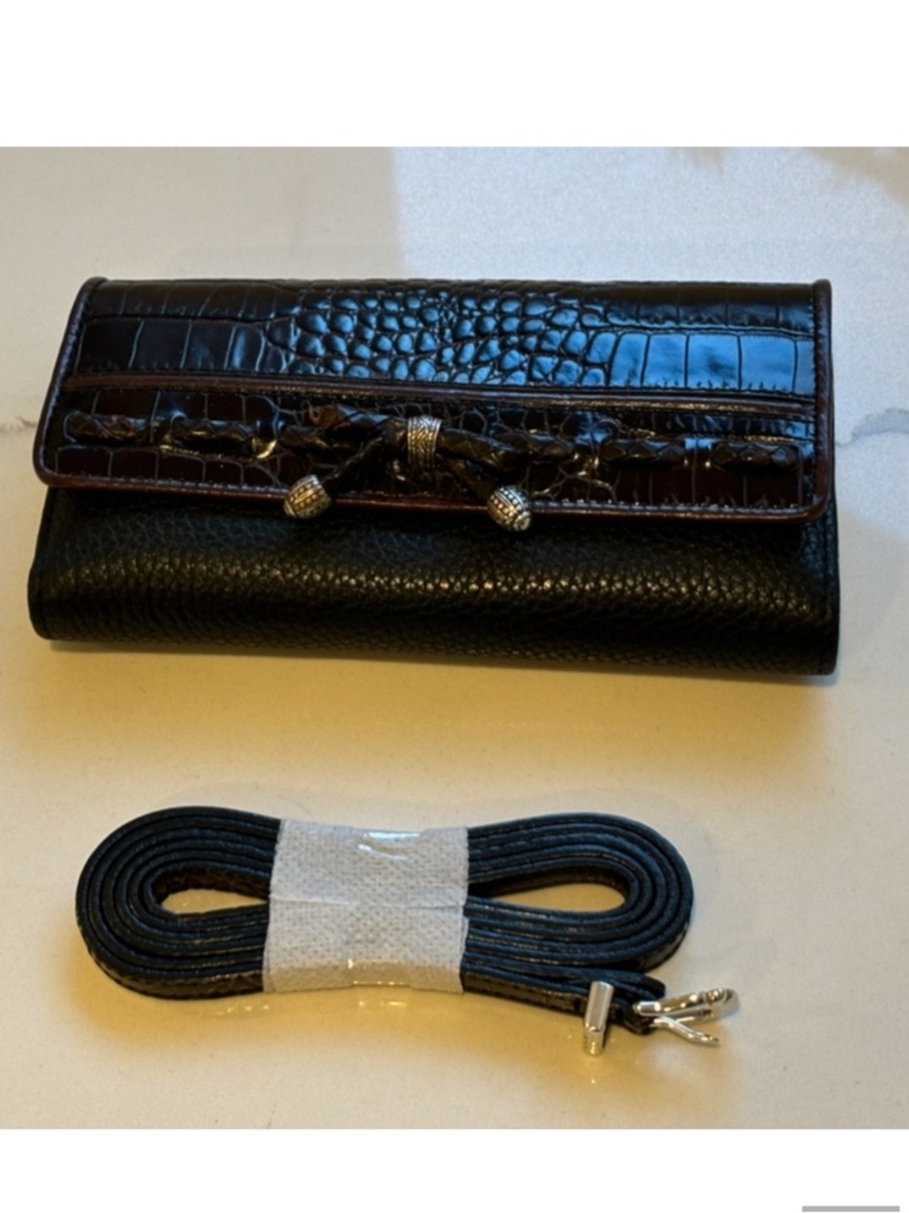 Brighton Convertible Crossbody to Wallet Detachable Strap Brown Black Leather
